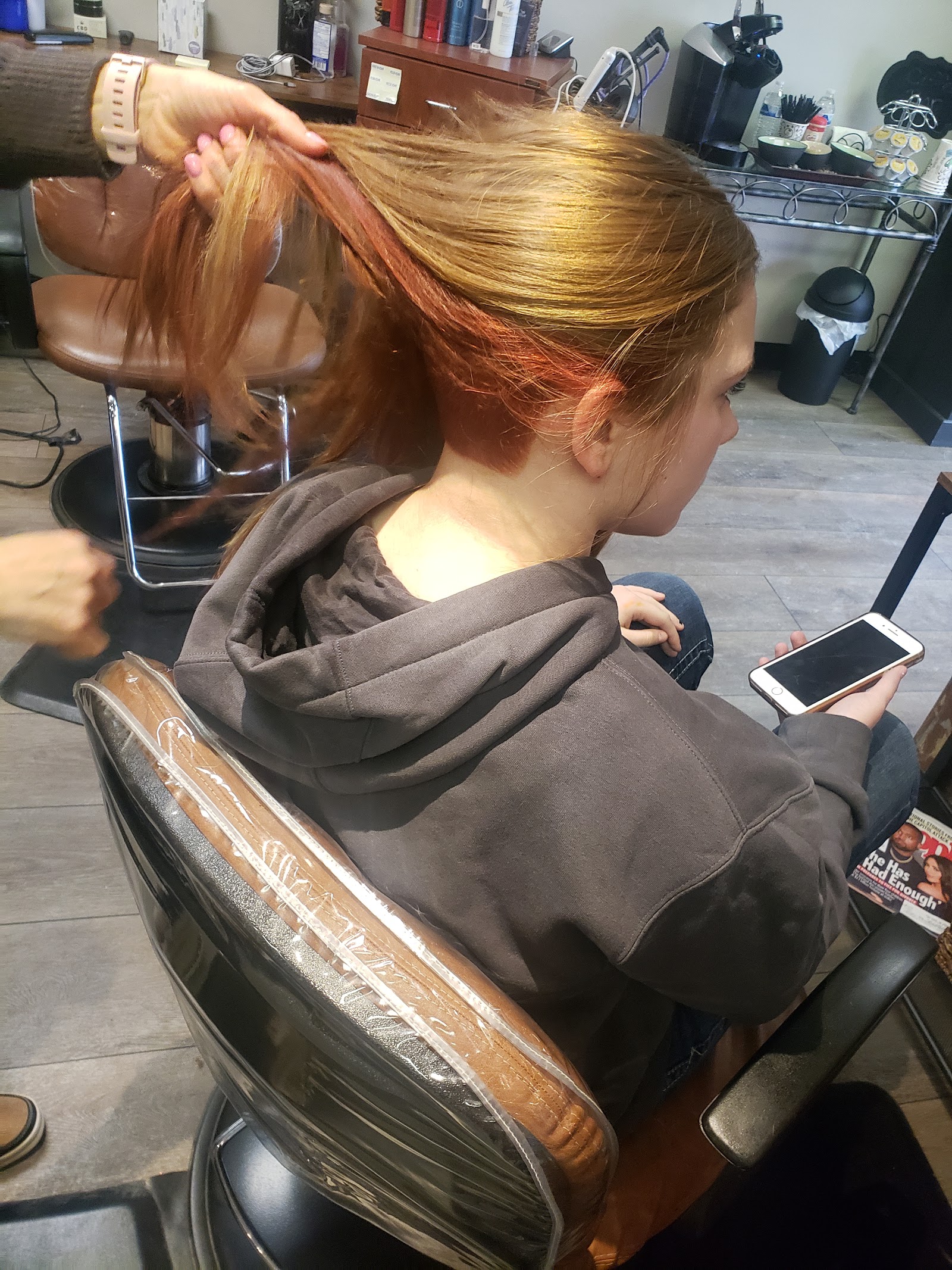 Tres Belle A Salon 4